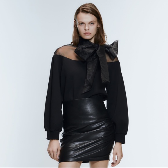 Zara CONTRAST SWEATSHIRT WITH BOW Black Size S NWT - Picture 3 of 7